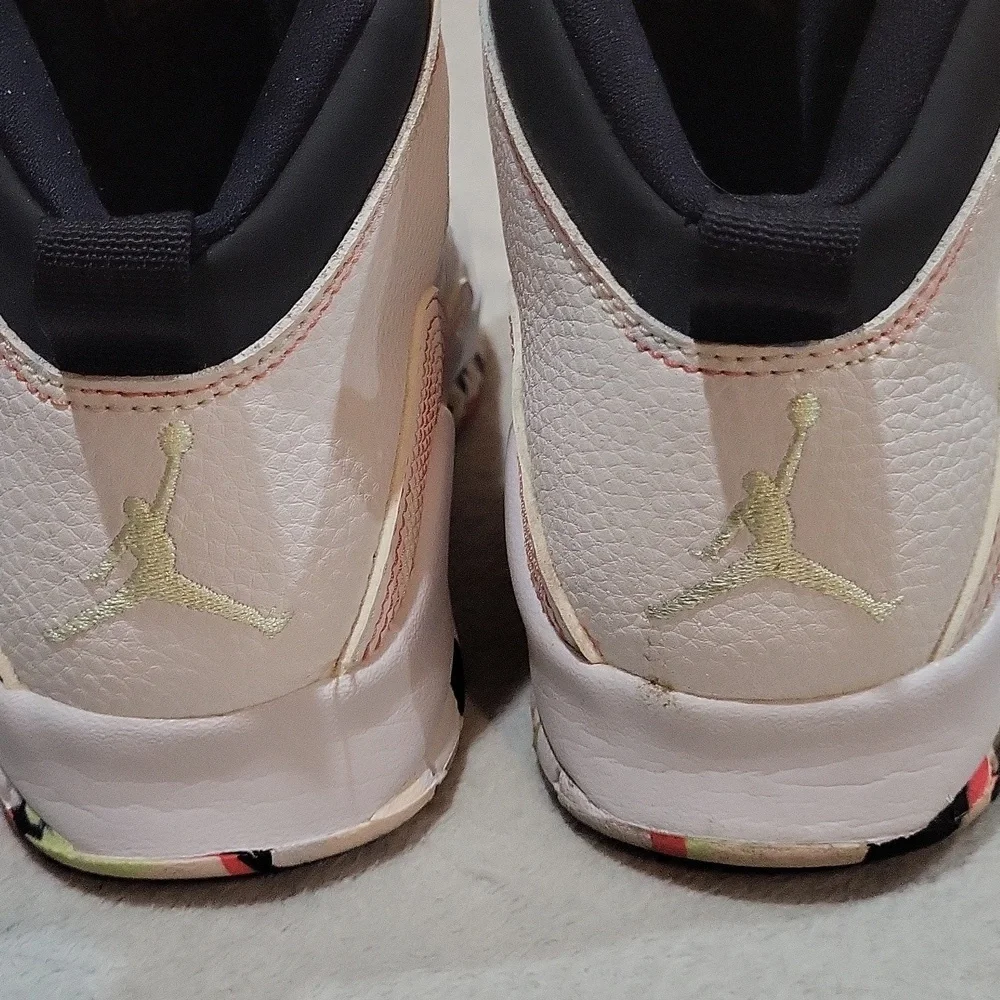 Air Jordan 10 Retro SE BV1843 176 White/Barely Volt-Black Sneakers